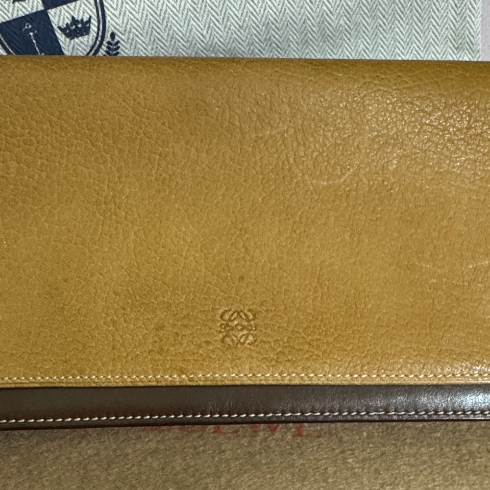 Loewe Camel Leather Long Wallet Complete Set COA - Picture 2 of 12